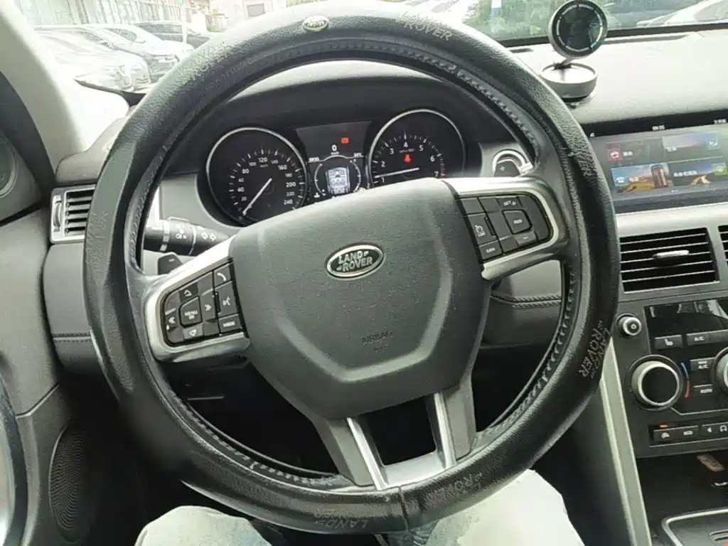 Land Rover Discovery Sport — миниатюра 11