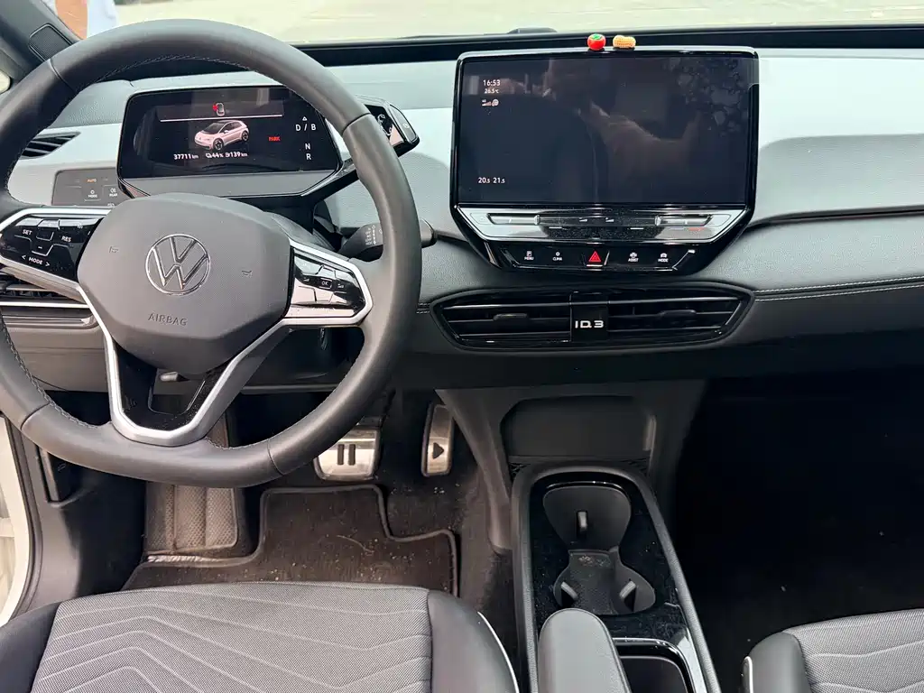 Volkswagen ID.3 — миниатюра 11