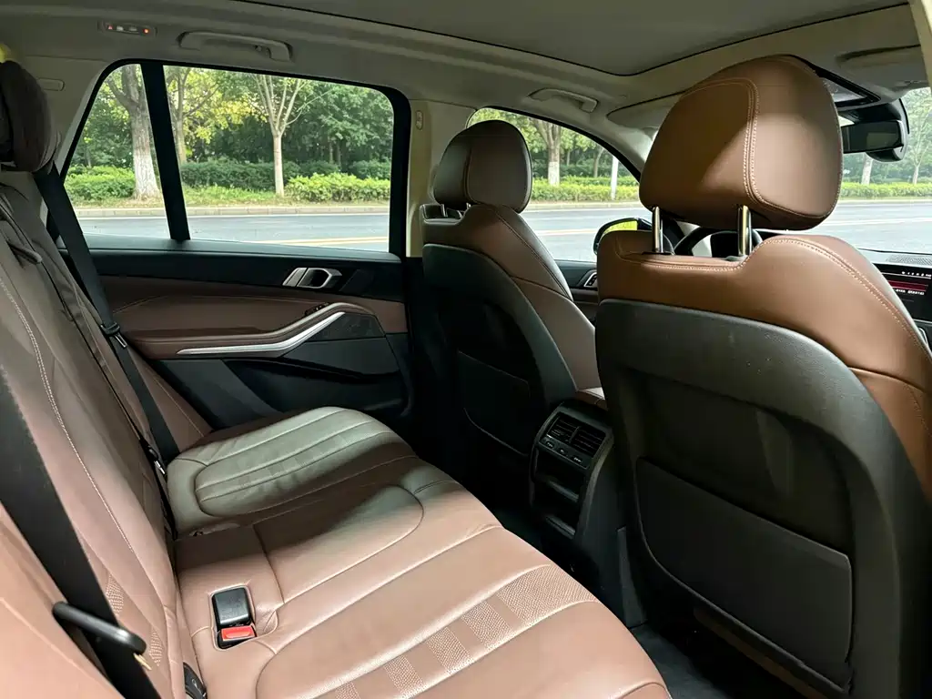 BMW X5 2022 xDrive40i M Sport