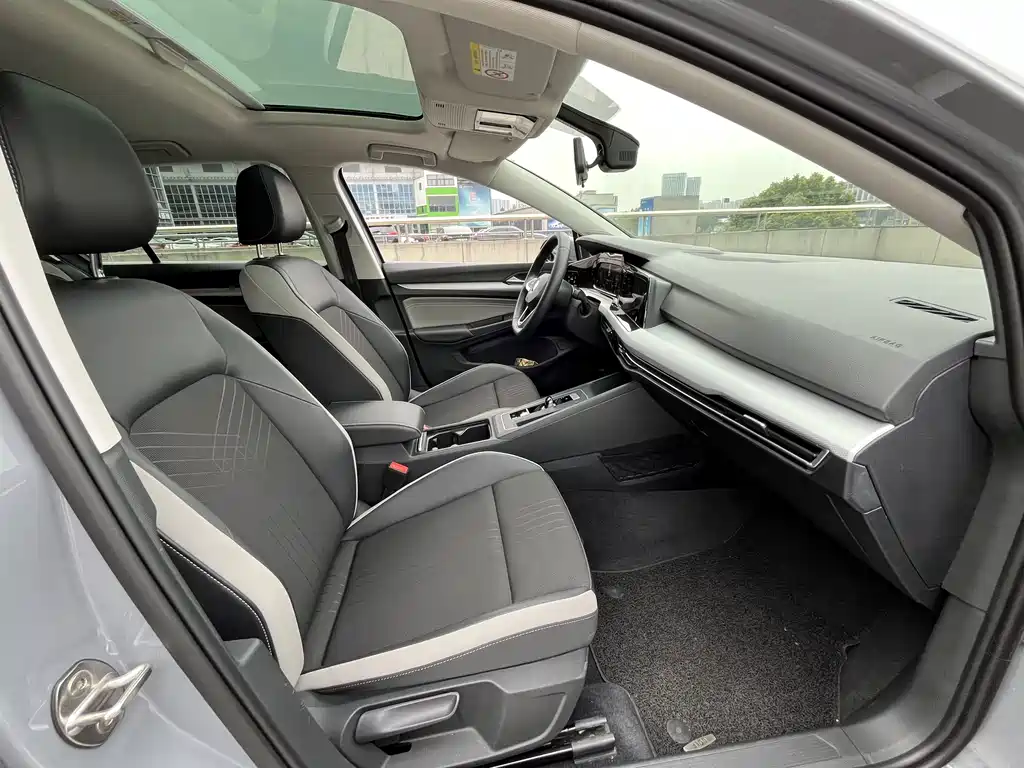 Volkswagen Golf — миниатюра 8