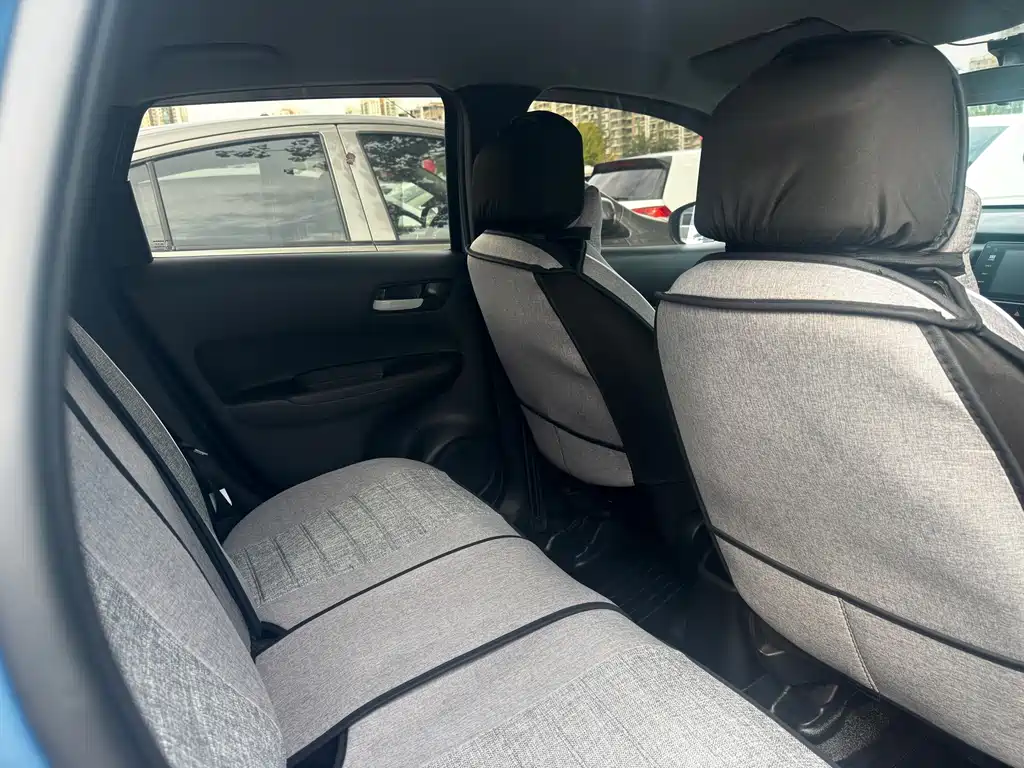 Honda Fit — миниатюра 7