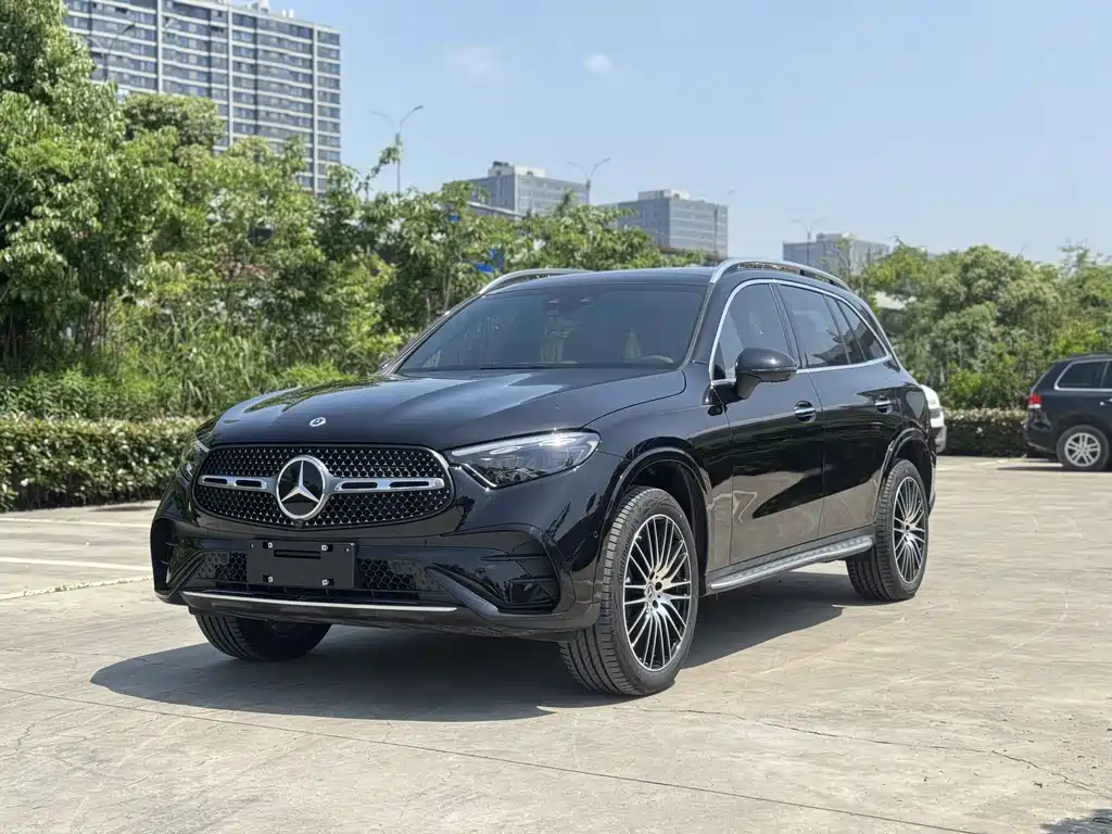Mercedes-Benz GLC 2025
