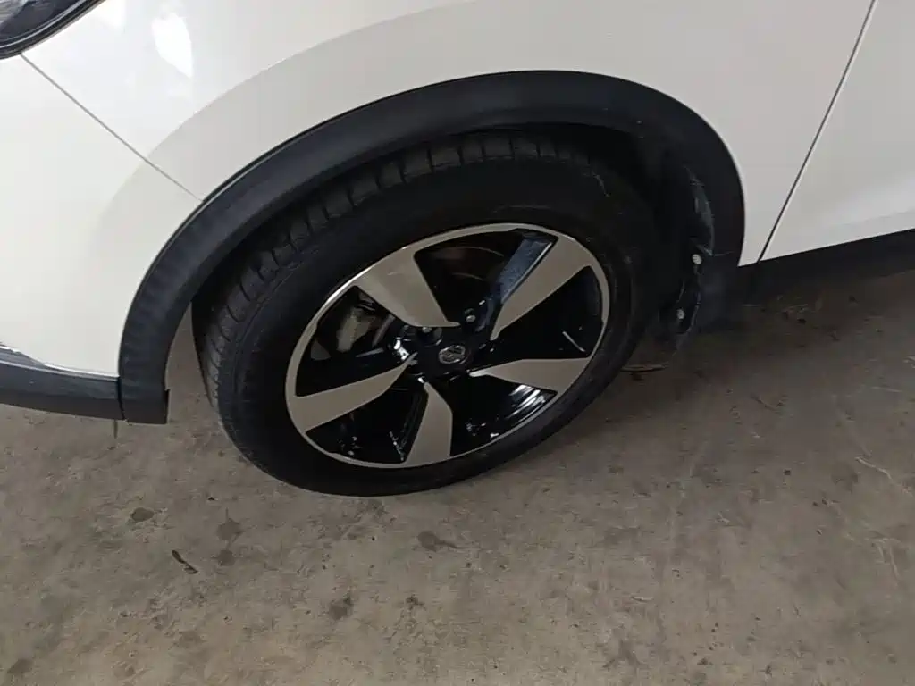 Nissan Qashqai — миниатюра 23