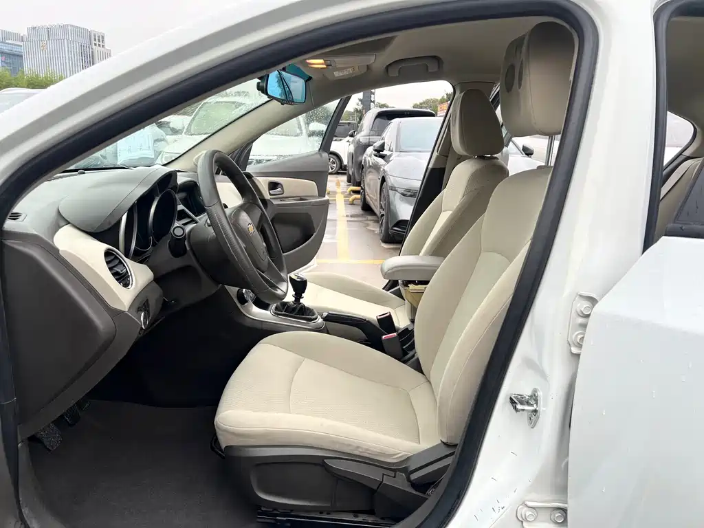 Chevrolet Cruze — миниатюра 4