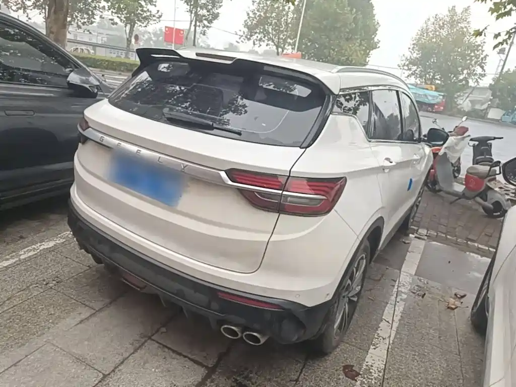Geely Binyue — миниатюра 7