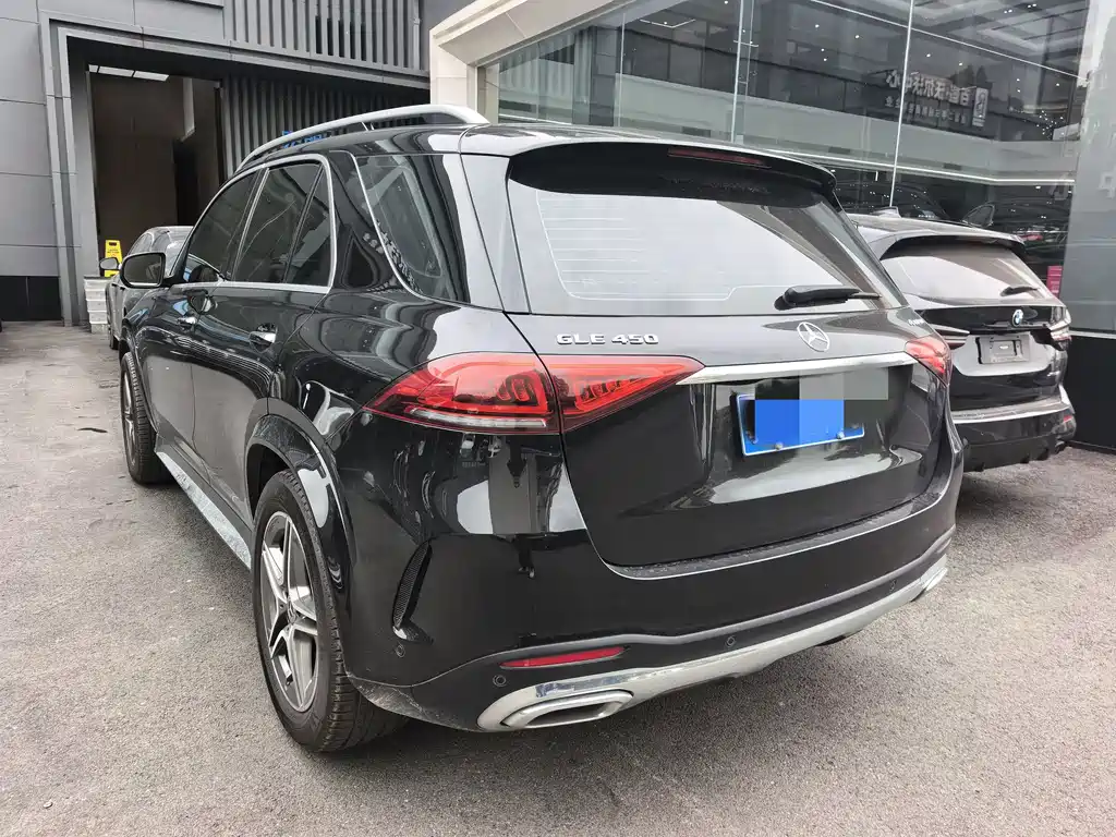 Mercedes-Benz GLE (Import) — миниатюра 5