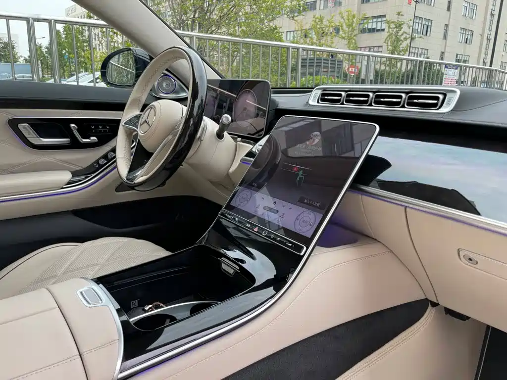 Mercedes-Benz S-Class — миниатюра 22