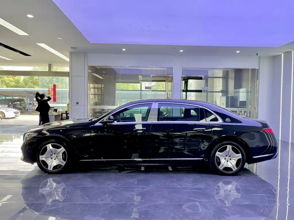 Mercedes-Benz S-Class — миниатюра 3