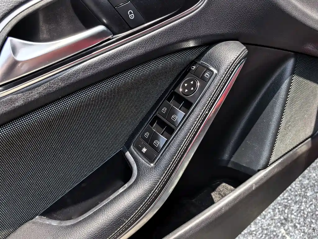 Mercedes-Benz A-Class (Import) — миниатюра 15