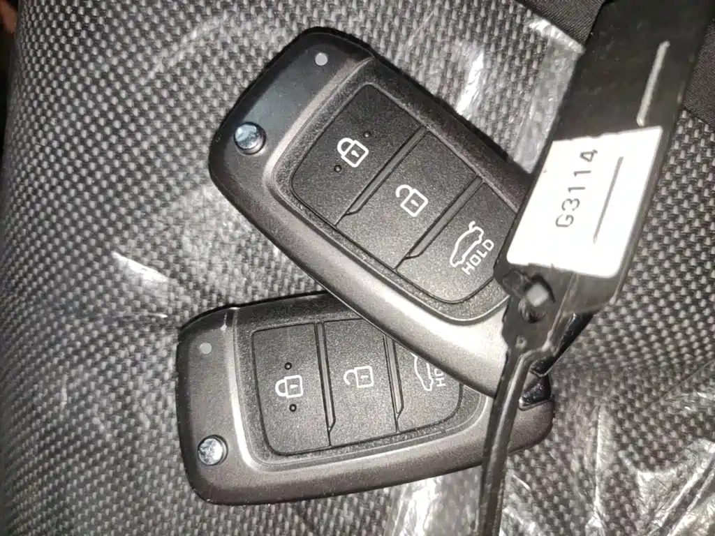 Hyundai Elantra — миниатюра 9