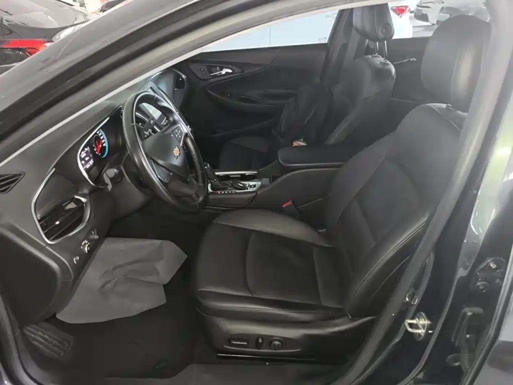 Chevrolet Malibu XL — миниатюра 15