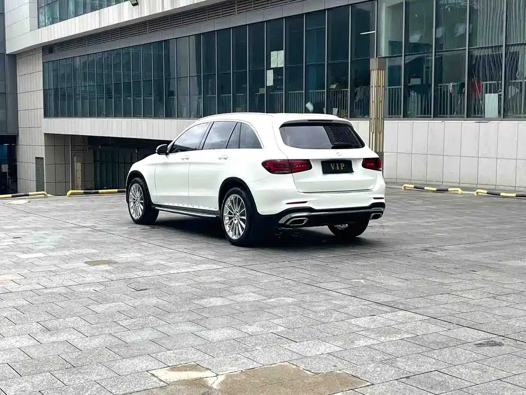Mercedes-Benz GLC — миниатюра 12