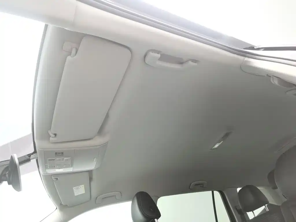 Volkswagen Teramont — миниатюра 14