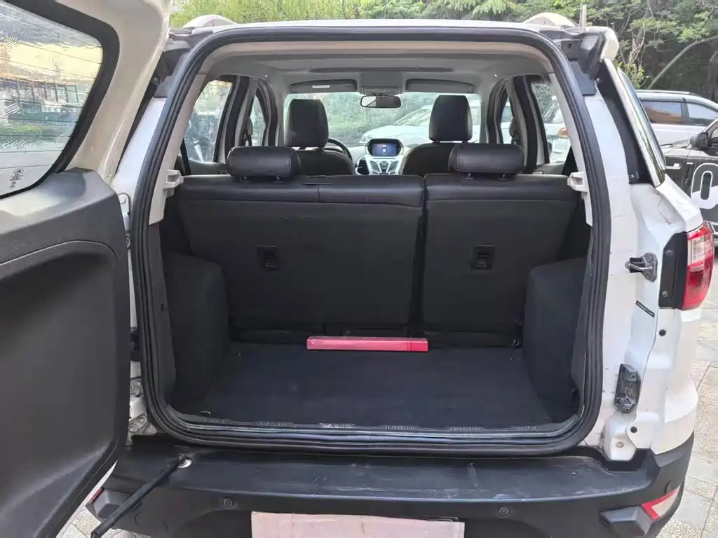 Ford EcoSport 2013 1.5L AT Luxury