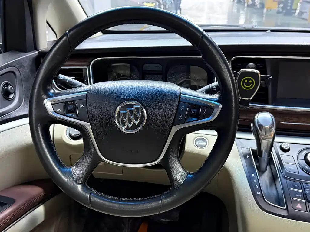 Buick GL8 — миниатюра 14