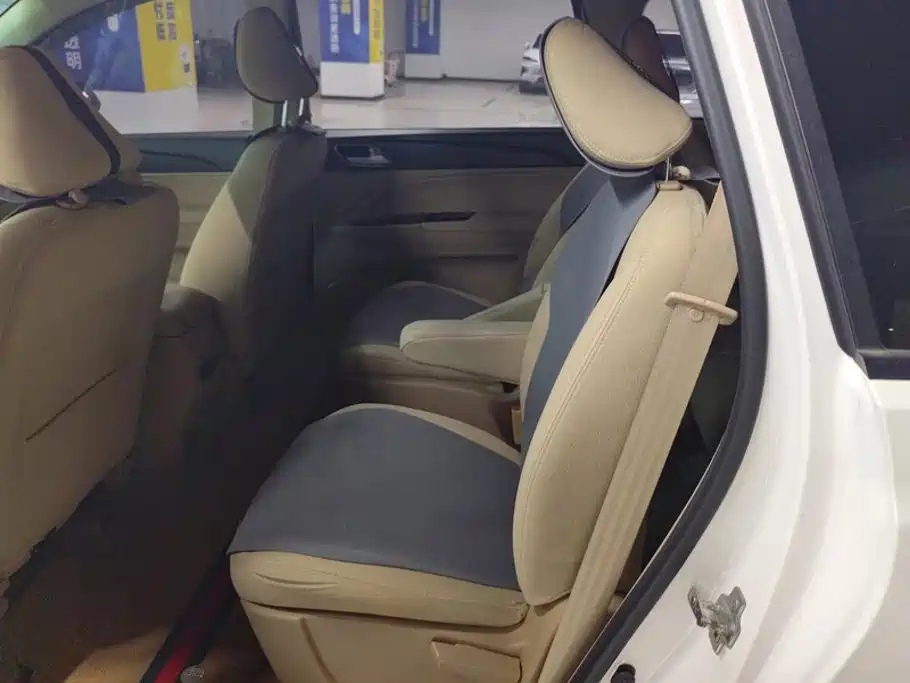 Baojun 730 — миниатюра 11