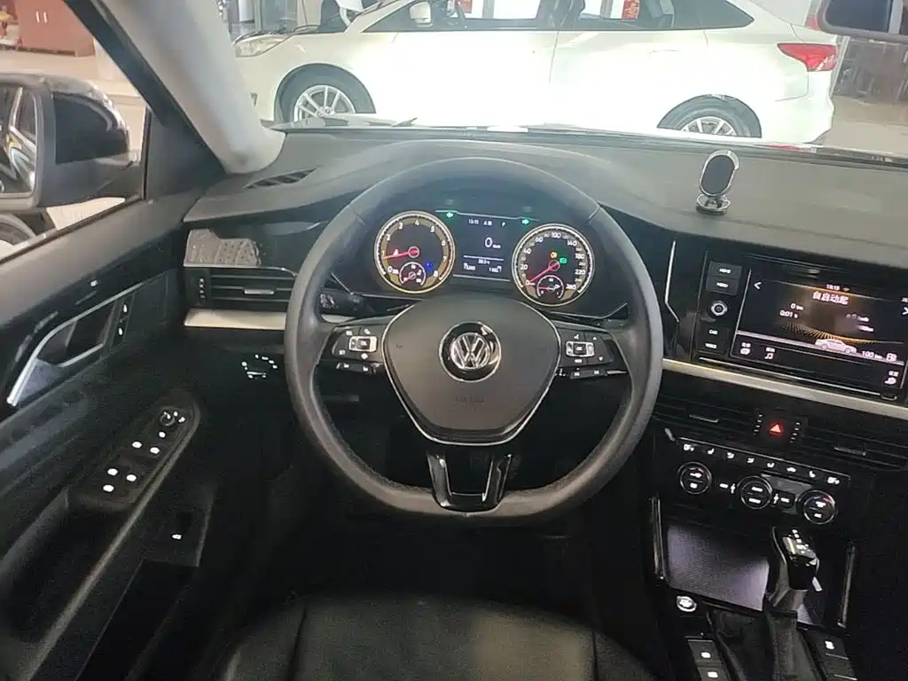 Volkswagen Passat — миниатюра 11