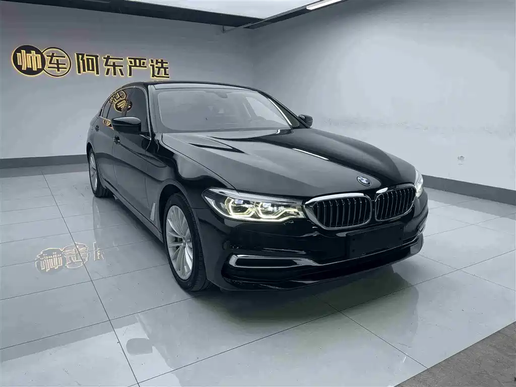 BMW 5 SERIES