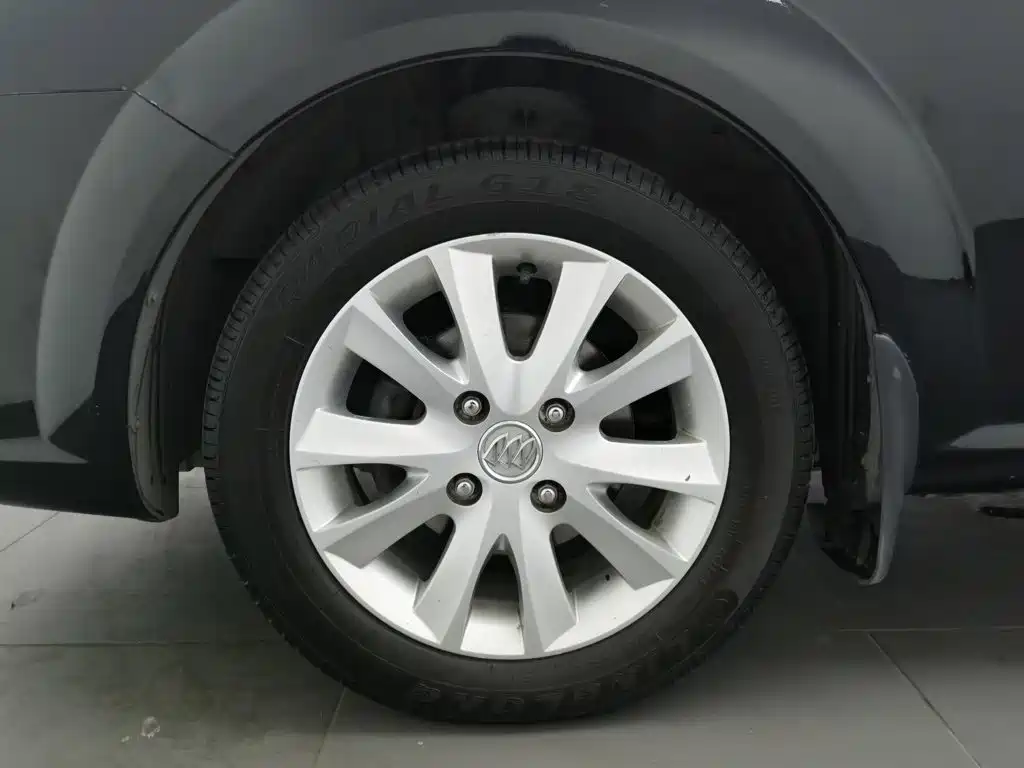Buick Excelle — миниатюра 17