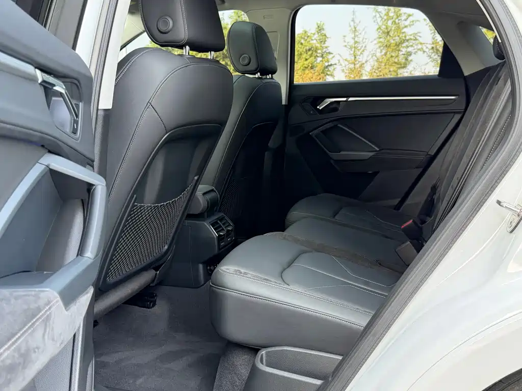 Audi Q3 Sportback — миниатюра 10