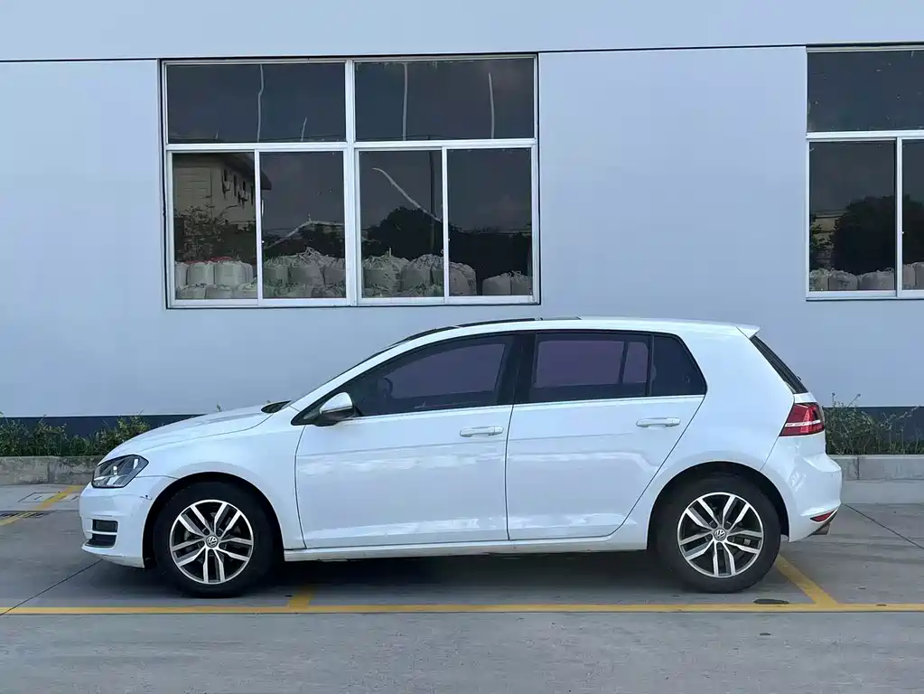 Volkswagen Golf — миниатюра 2