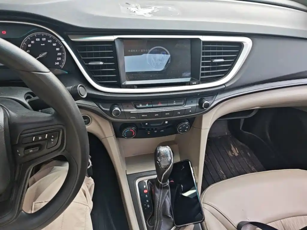Buick Excelle — миниатюра 13
