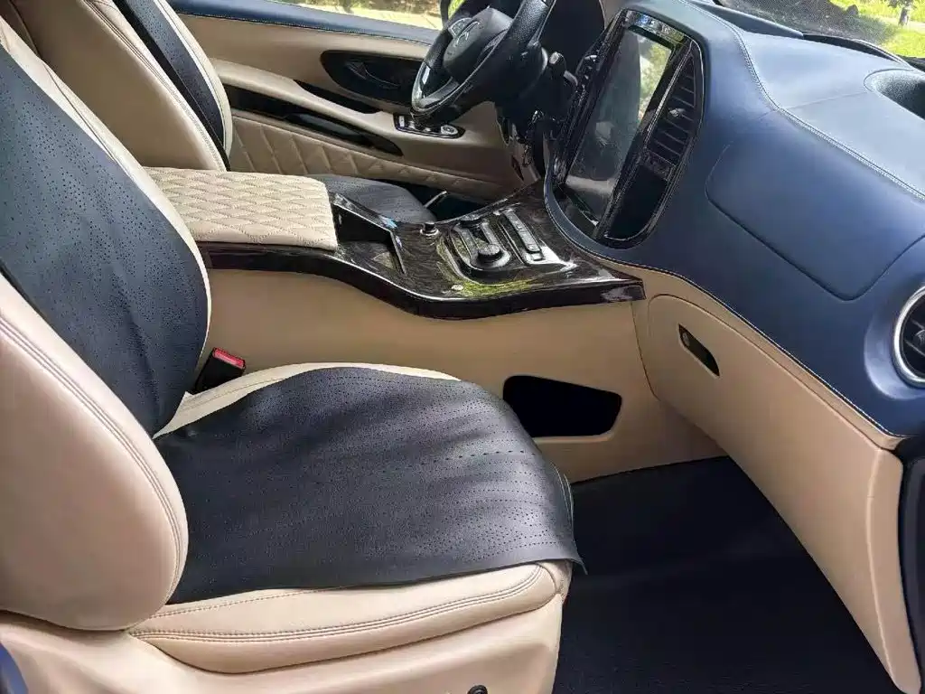 Mercedes-Benz Vito — миниатюра 7