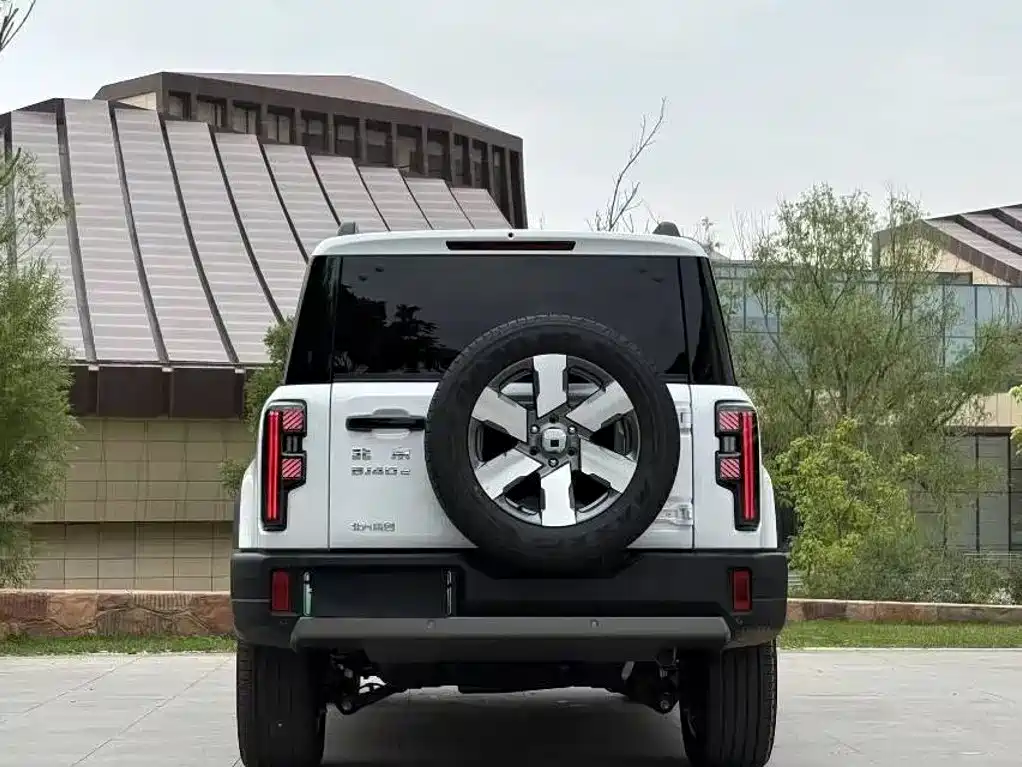 Beijing Off-Road BJ40 EREV — миниатюра 6