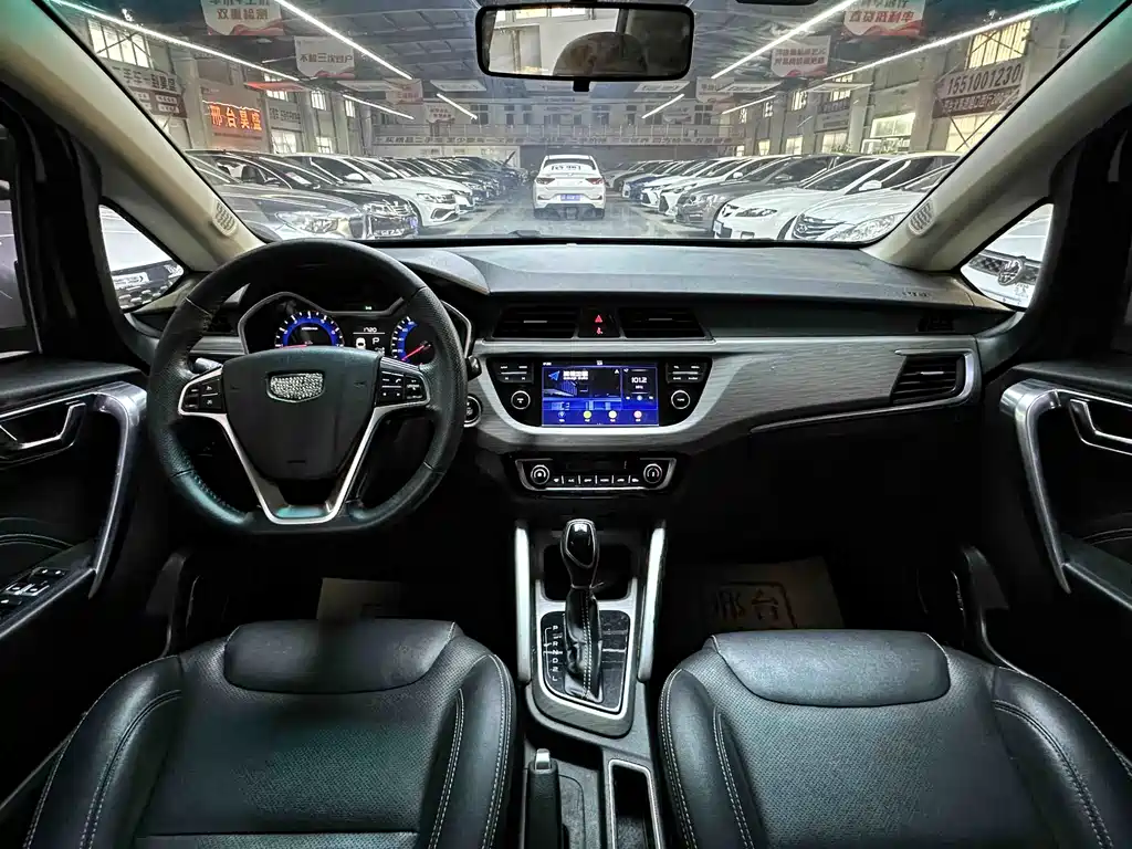 Geely Vision X3 — миниатюра 10