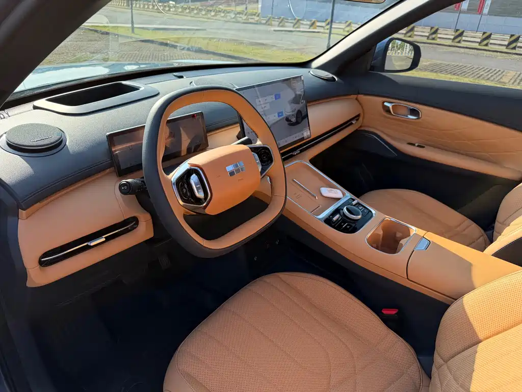 GEELY GALAXY GALAXY STARSHIP 7 EM I