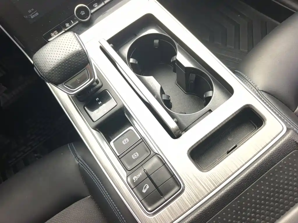 Roewe RX5 — миниатюра 14
