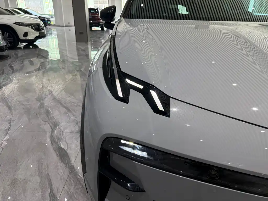 Zeekr X — миниатюра 20