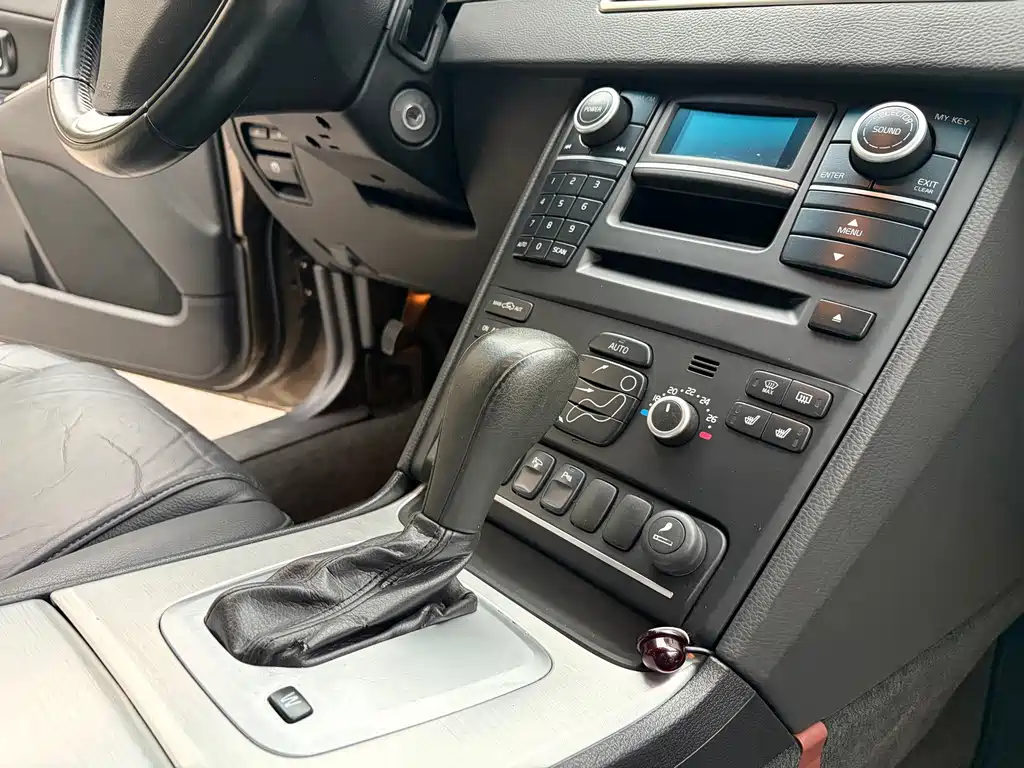 Volvo XC Classic — миниатюра 10