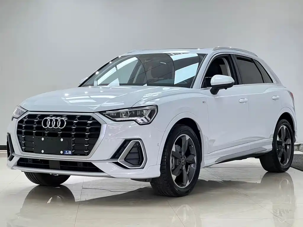 Audi Q3 2022 35 TFSI Fashion Dynamic Type