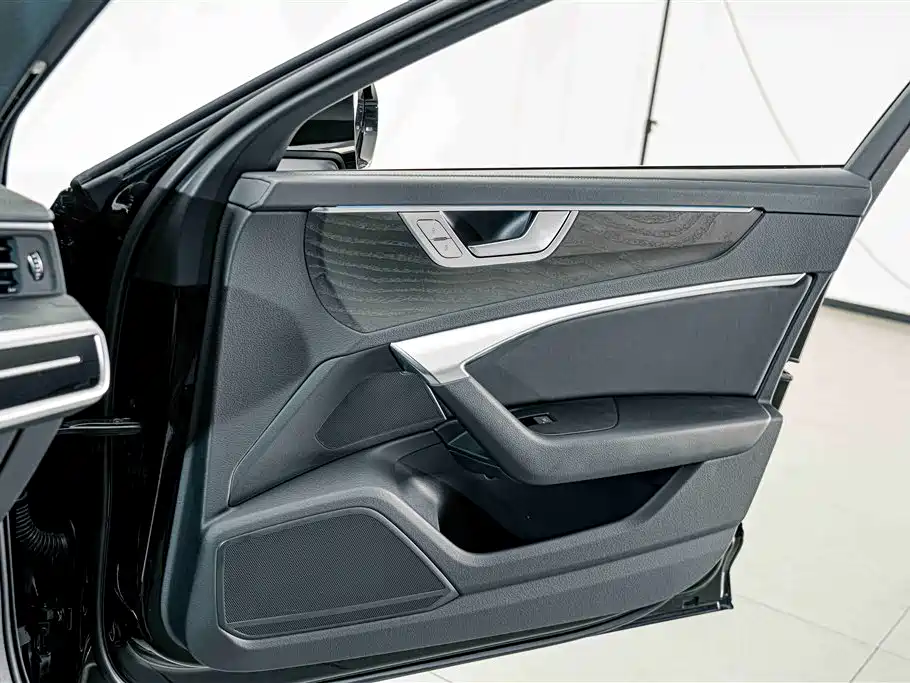 Audi A6L — миниатюра 14