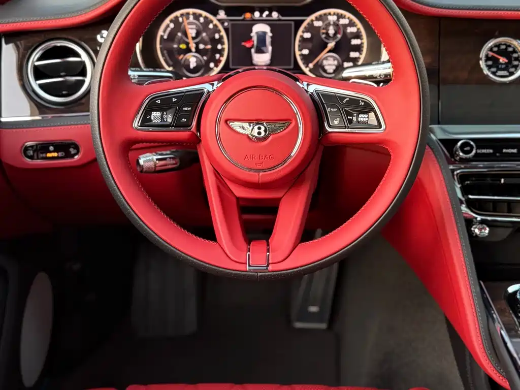 Bentley Flying Spur PHEV — миниатюра 23