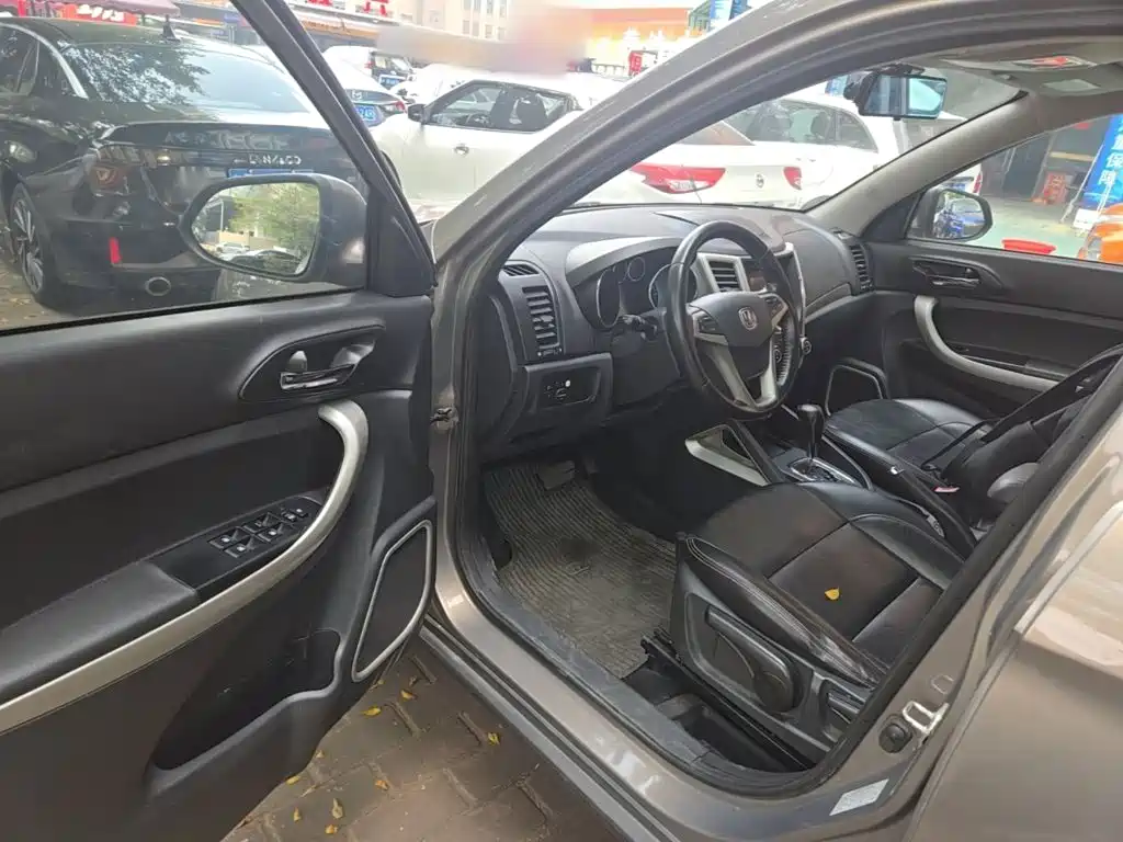 Changan CS35 — миниатюра 16