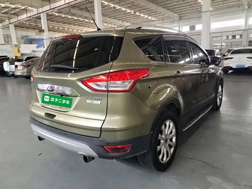 Ford Kuga — миниатюра 7