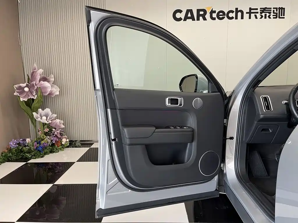 Li Auto Li L7 — миниатюра 16