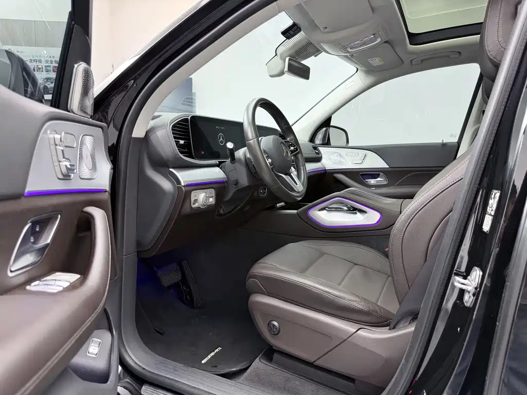 Mercedes-Benz GLE (Import) — миниатюра 9
