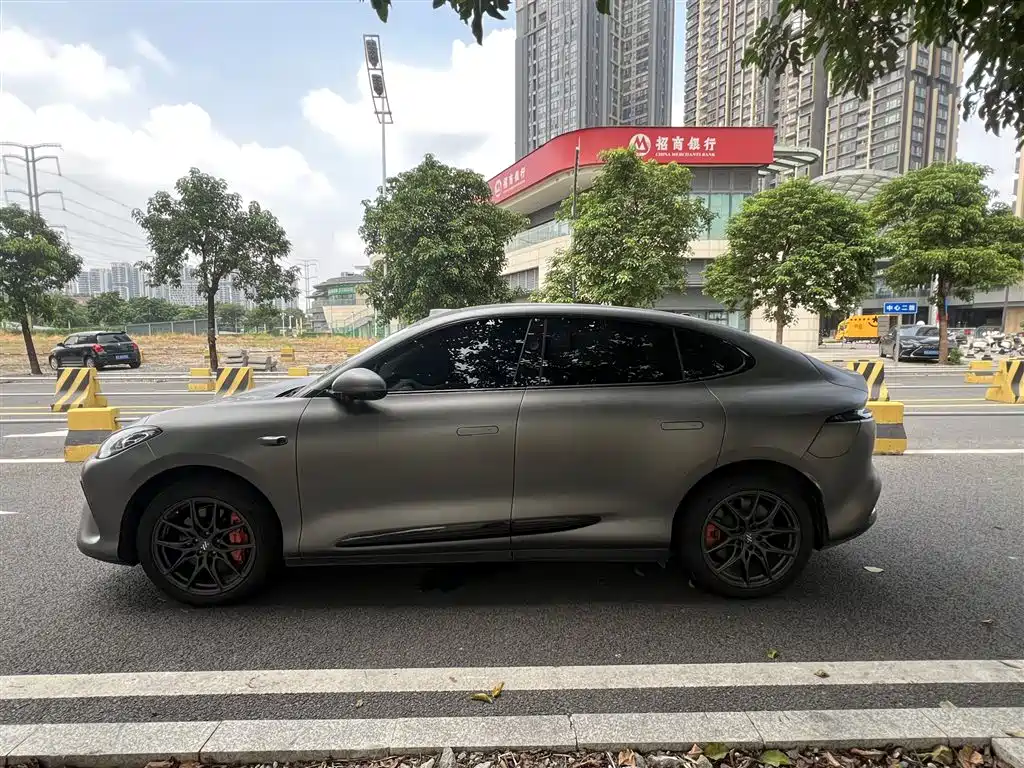 IM IM LS6 — миниатюра 3
