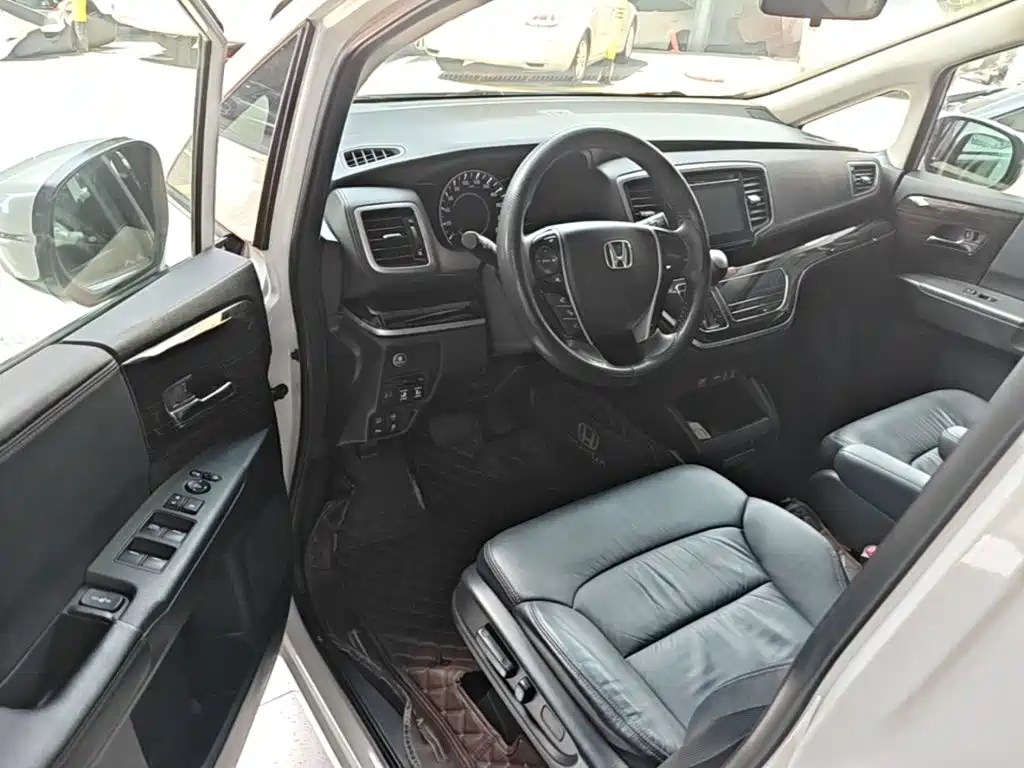 Honda Odyssey — миниатюра 16