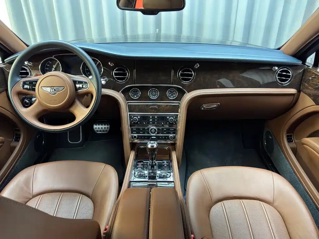 Bentley Mulsanne — миниатюра 12