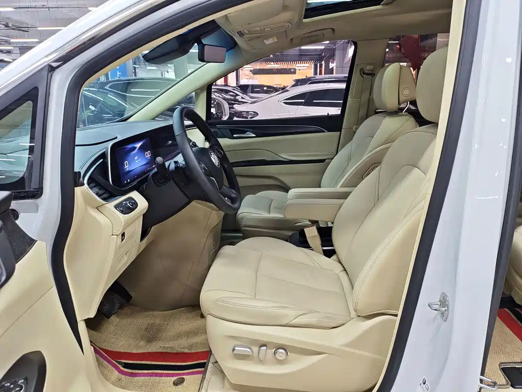 Buick GL8 — миниатюра 5