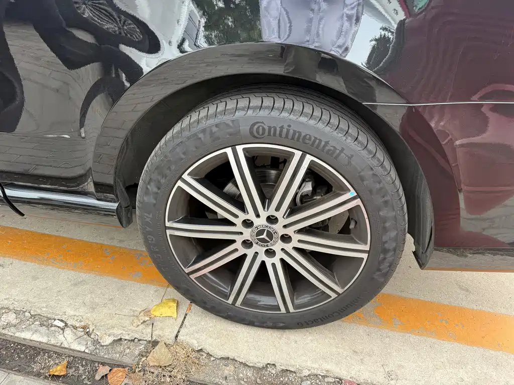 Mercedes-Benz V-Class — миниатюра 16