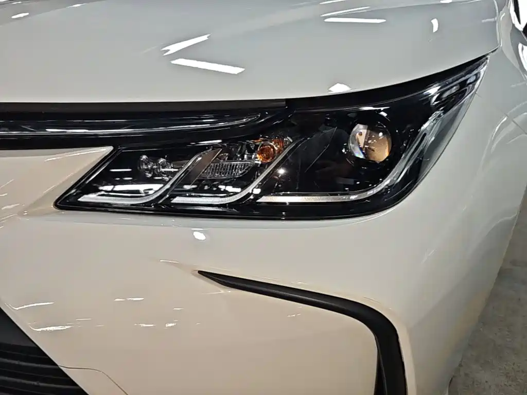Toyota Corolla — миниатюра 24