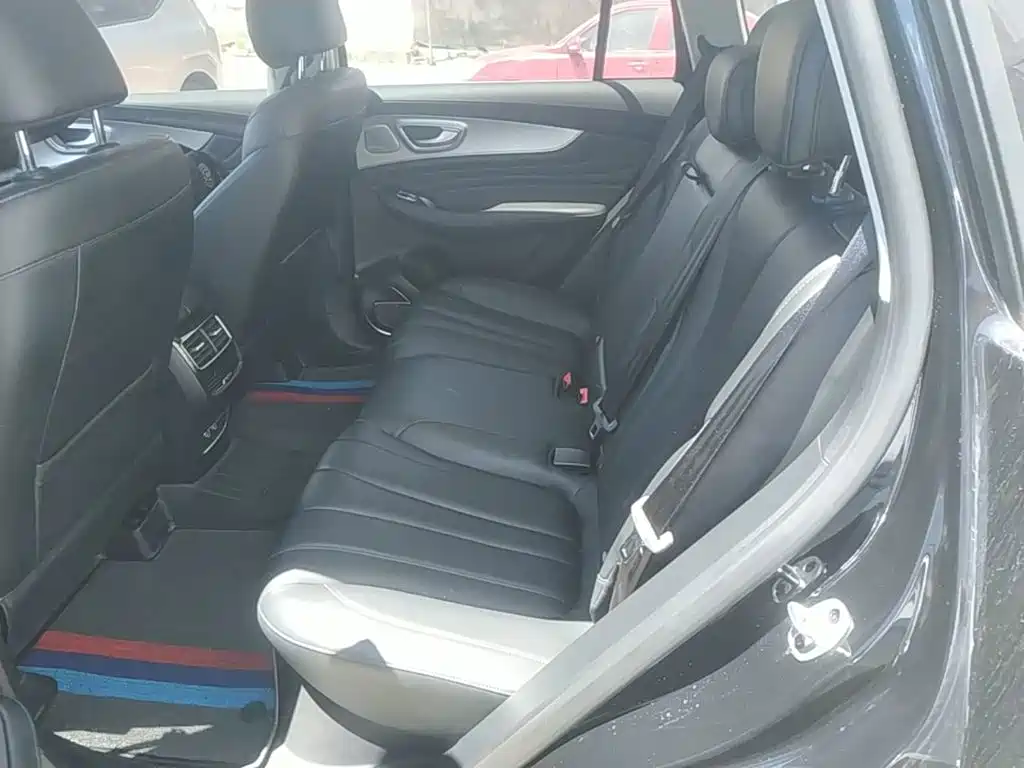 Roewe RX5 eMAX — миниатюра 17