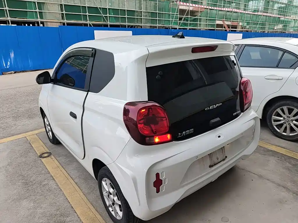 Roewe Clever — миниатюра 5