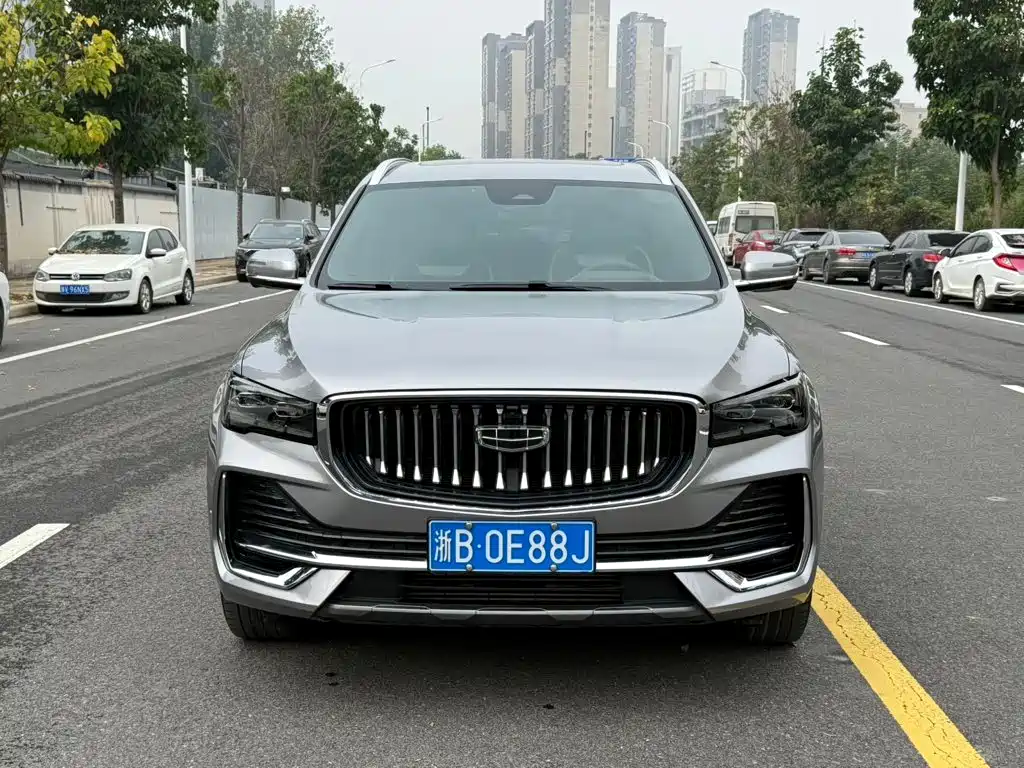 Geely Xingyue L — миниатюра 2