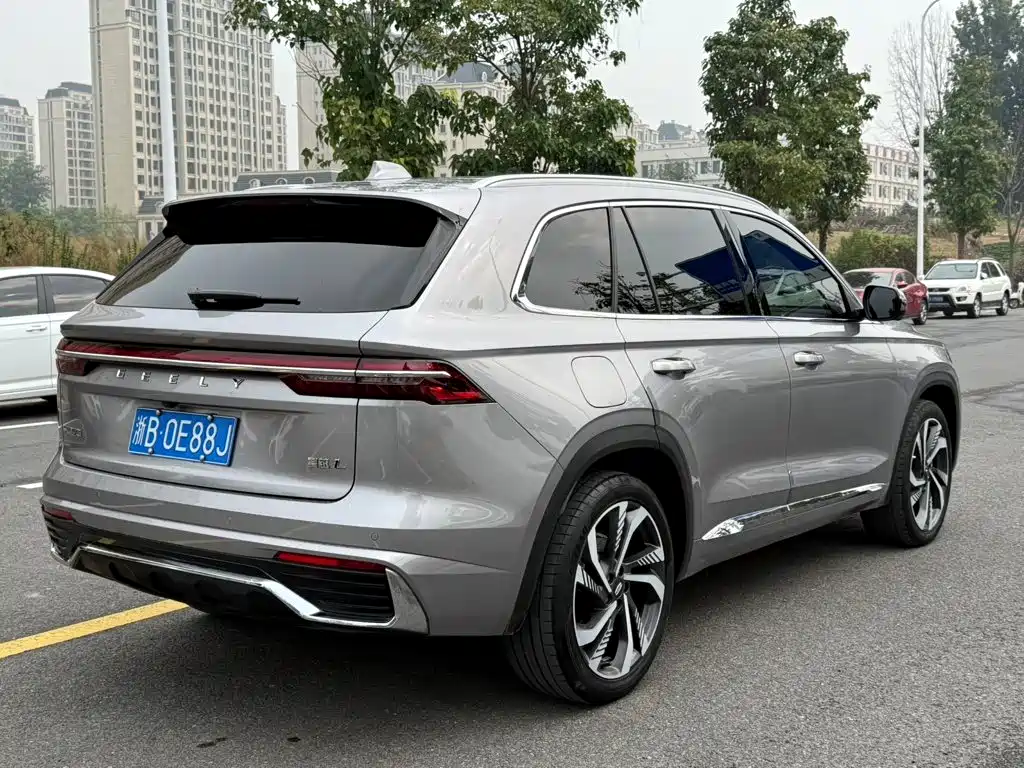 Geely Xingyue L — миниатюра 13
